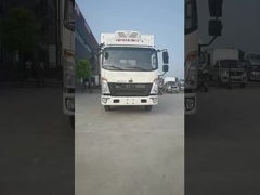 SINOTRUK HOWO 4*2 冷蔵庫 トラック アイスクリームと冷凍食品輸送